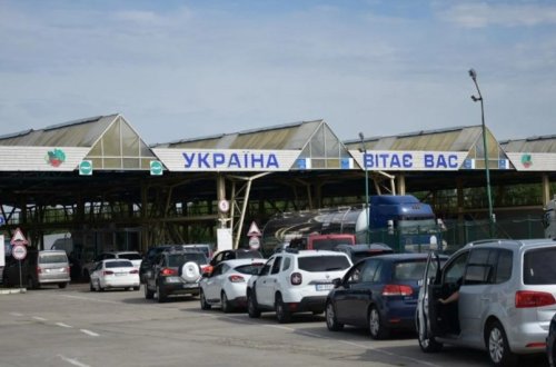 Ukrayna öz vətəndaşları üçün Rusiya ilə sərhəddə keçid məntəqəsi açıb