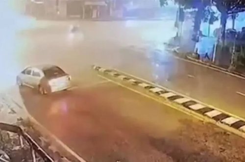 Taylandda polis məntəqəsinə bombalı hücum olub.