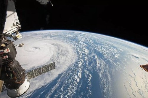 Rusiya hərbi peyk daşıyan “Soyuz” raketini kosmosa göndərib