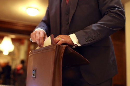 Bu universitetə yeni prorektor təyin olundu (FOTO)