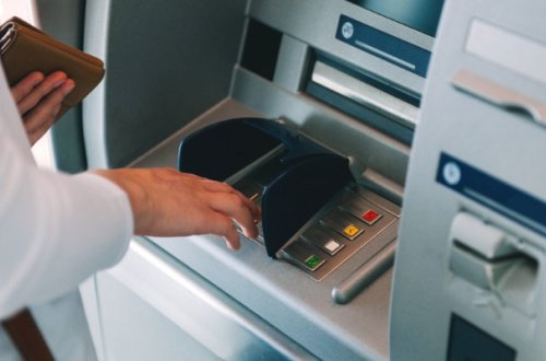 Xaricə gedənlərin nəzərinə - Nağdlaşdırma limitləndi