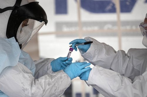 ÜST koronavirusun yeni variantının yayılması barədə xəbərdarlıq edib