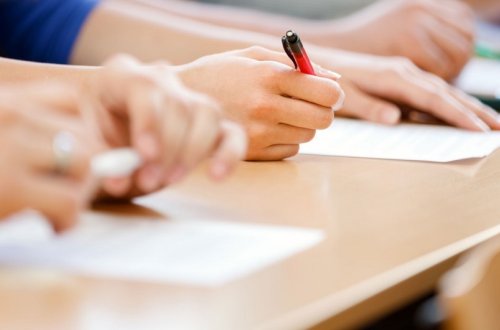 Bu gün dövlət qulluğuna qəbul imtahanı keçiriləcək