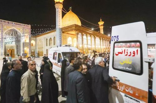 İranda Şah Cərəq ziyarətgahına hücum edilib