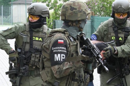 Polşada casusluqda şübhəli bilinən iki rusiyalı saxlanılıb