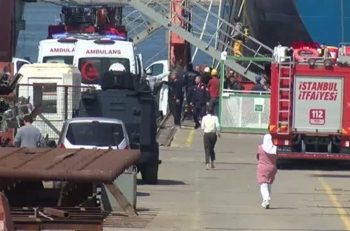 İstanbulda gəmidə partlayış olub, ölən var