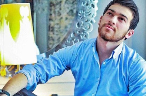 Blogerin düşdüyü yol qəzası: avtomobildə 2 nəfər olub, köməyə gələn yaralanıb, polisi maşın vurub - TƏFƏRRÜAT