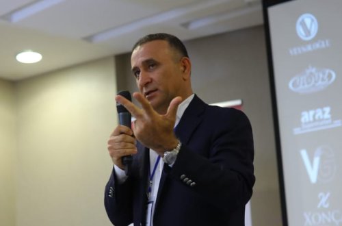 “Veysəloğlu”nun fəhləsindən Aydın Talıbova müraciət: “İşdə dedilər ki, səni toyuq kimi yolarıq”+Video