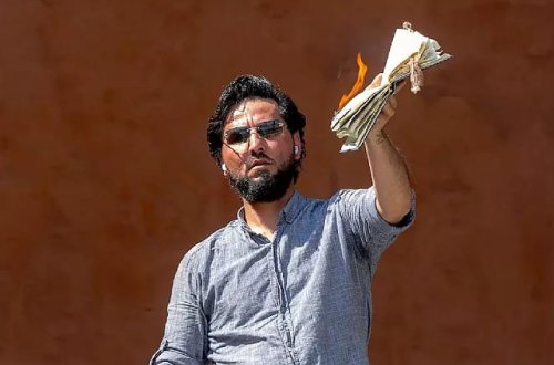 İsveçdə Quran yenidən yandırıldı