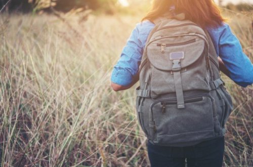 Bakıda 16 yaşlı qız itkin düşüb