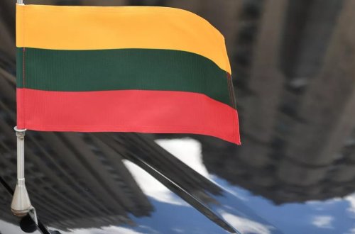 Litva Belarusla iki sərhəd keçid məntəqəsini bağlamaq qərarına gəlib