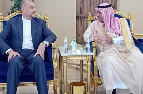 İran XİN başçısı 7 ildən sonra ilk dəfə Səudiyyə Ərəbistanına səfər edib