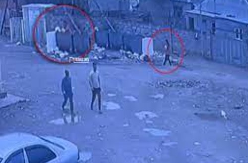 Bakıda anası tərəfindən zibil qutusuna atılan uşaq körpələr evinə verildi - VİDEO