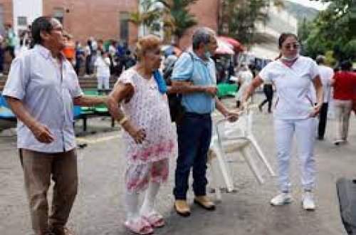 Kolumbiyada güclü zəlzələ olub, ölən və yaralananlar var