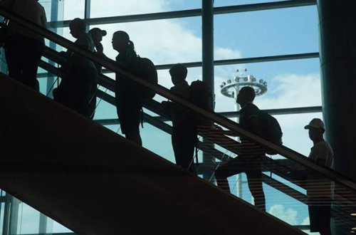 Rusiyanın bu aeroportlarında uçuşlar dayandırıldı