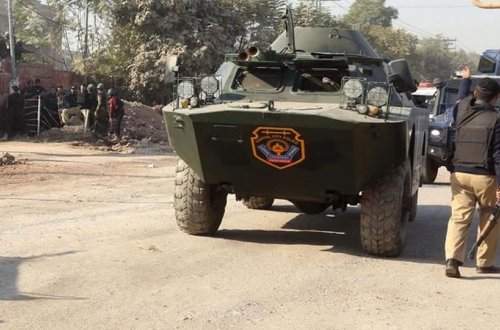 Pakistanda hərbi konvoya hücum: 6 əsgər həyatını itirdi