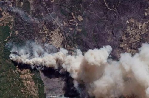 Yunanıstanda yaşanan faciə kosmosdan görüntülənib