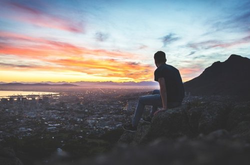 В Баку на автовокзале пропал подросток