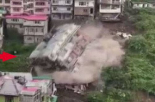 Hindistanda torpaq sürüşməsi binaları belə dağıtdı - ANBAAN VİDEO