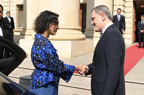 Ceyhun Bayramov Hadca Labibi ilə görüşdü