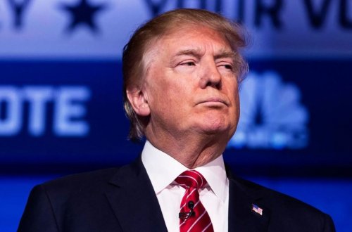 Tramp qısamüddətli həbsdən sonra zaminə buraxılıb