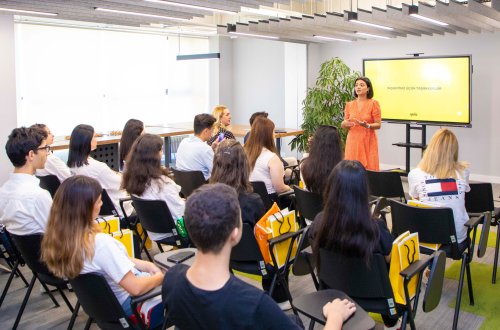 В Yelo Bank состоялась встреча со студентами