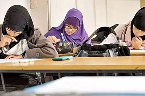 Fransa məktəblərdə 