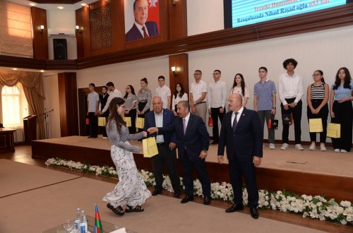 Nəsimi rayonunda “Heydər Əliyev və təhsil” adlı tədbir keçirilib