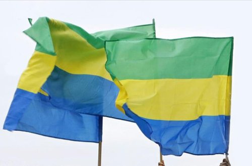Afrikada yenə çevriliş: Qabonda əsgərlər hakimiyyəti ələ KEÇİRDİLƏR 