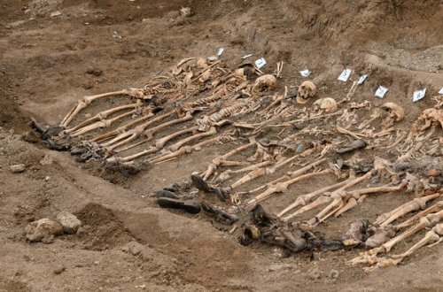 Edillidə aşkar edilən kütləvi məzarlıqda qətlə yetirilmiş azərbaycanlıların nəşinin 3 metr dərinlikdə basdırıldığı məlum olub