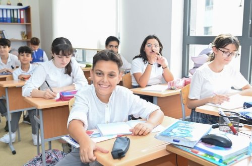 Lisey və gimnaziyaların boş qalan yerlərinə seçim başlayıb