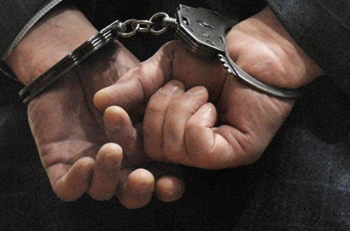 Gömrükdə əməliyyat keçirildi - Vəzifəli şəxslər saxlanıldı