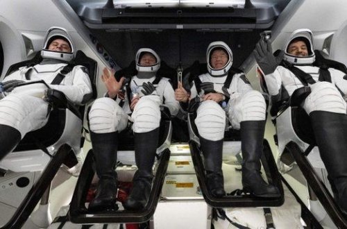 NASA astronavtları Dünyaya qayıdır