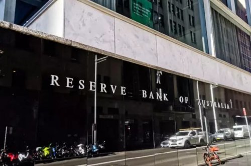 Avstraliya faiz dərəcələrini sabit saxladı