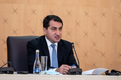Hikmət Hacıyev: “Sülhün təmininə başlamaq üçün ən yaxşı yol Ermənistanın üzr istəməsi olardı”