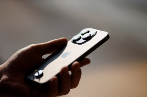 Çində məmurlara “iPhone”dan istifadə qadağan olundu