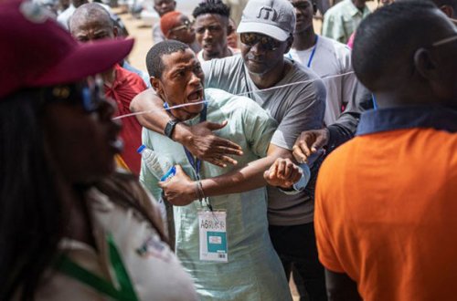 Nigeriya müxalifəti seçkilərin nəticələrinin ləğvini tələb edir