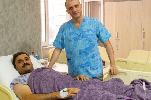 “YAŞAT” Fondu daha bir qazimizin tibbi xərclərini  qarşılayıb