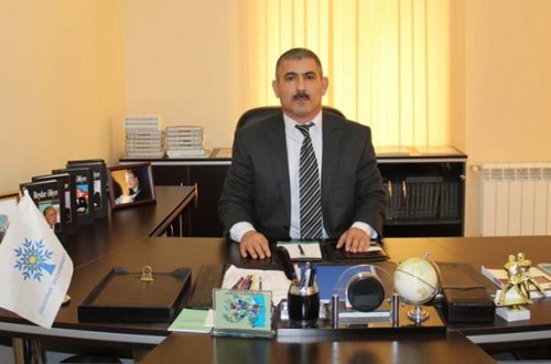 YAP-ın vəzifəli şəxsinin sirkə turşusu içən sürücüsü öldü