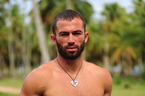 Turabi yenidən 