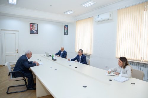 “Aqroservis” ASC-nin sədri Elmin Rəhmanov Xaçmazda vətəndaşları qəbul edib
