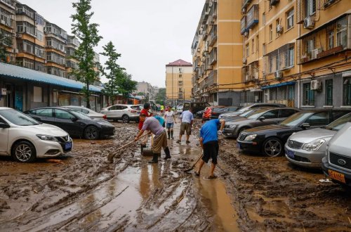Çində daşqın və torpaq sürüşməsi nəticəsində 7 nəfər ölüb