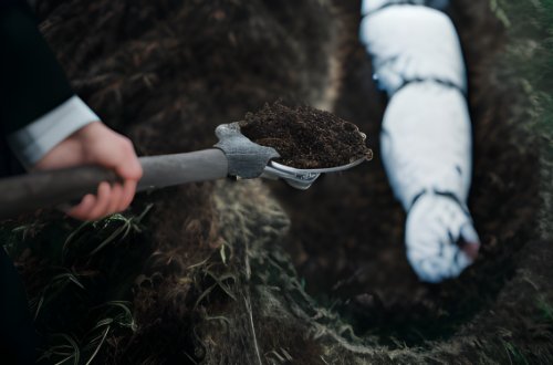 Azərbaycanda DƏHŞƏT: Həmkəndlisini öldürüb meşədə basdırdı