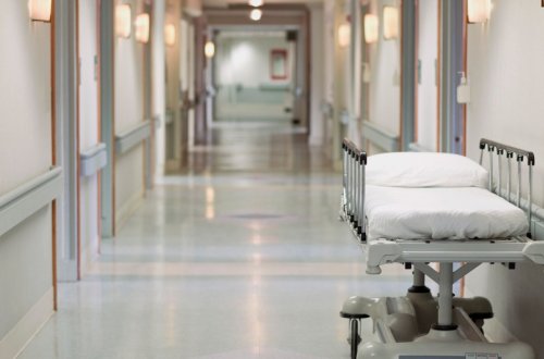 Sabunçu rayonunda avtomobil yeniyetmə oğlanı vurub