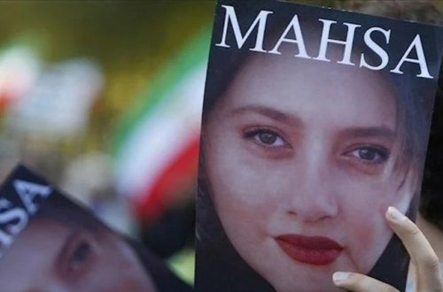 Məhsa Əmininin atasına sui-qəsd təşkil edildi