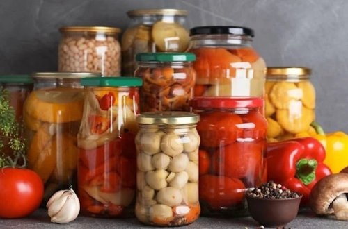 Evdə hazırlanmış konserv ölümə səbəb oldu