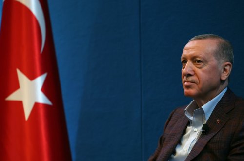 Ərdoğan: “İsveç terrorla bağlı verdiyi vədlərə əməl etməlidir, Stokholm küçələrində hələ də terrorçular gəzir”