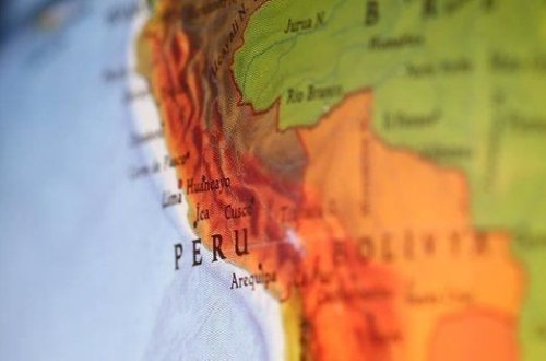 Peruda avtobus uçuruma yuvarlanıb: 24 ÖLÜ