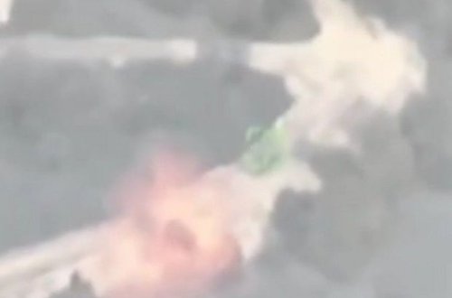 Ermənistan qüvvələrinə məxsus zirehli döyüş texnikasının məhv edilməsinin görüntüləri yayılıb - VİDEO