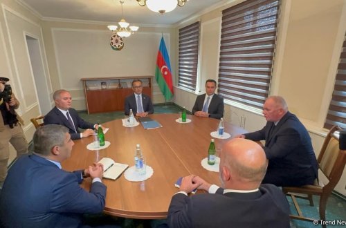 Yevlax görüşü Azərbaycan bayrağı altında keçirilir - Separatizm bitdi (FOTO)